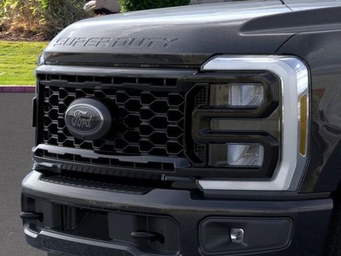 New 2026 Ford F350 Lariat w/ Black Appearance Package AWD/4WD image 17