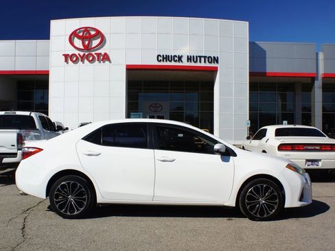 Used 2016 Toyota Corolla S image 1