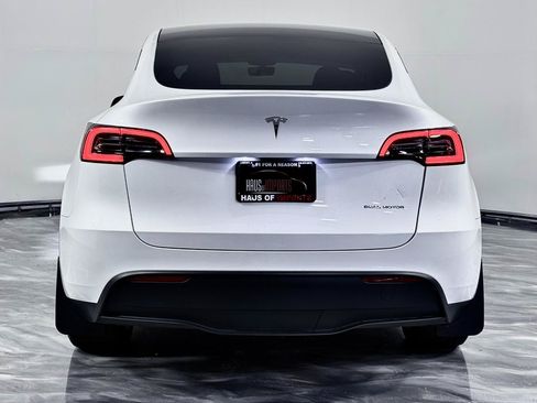 Used 2023 Tesla Model Y Long Range AWD/4WD image 8