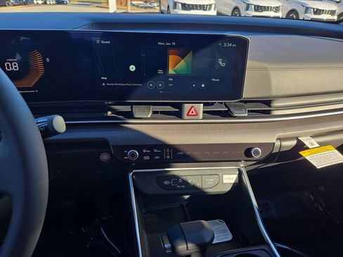 New 2026 Kia Carnival EX image 25