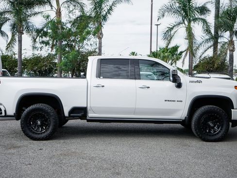 Used 2022 Chevrolet Silverado 2500 High Country w/ Z71 Off-Road Package image 13