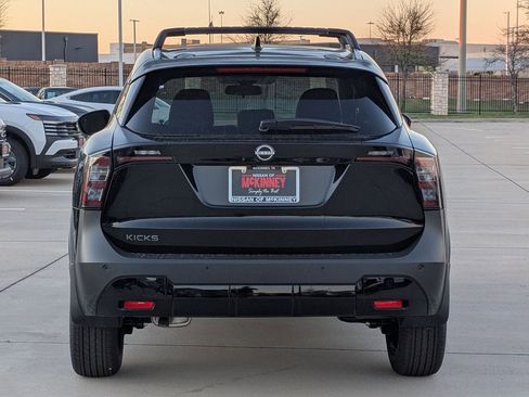New 2026 Nissan Kicks SV FWD image 5