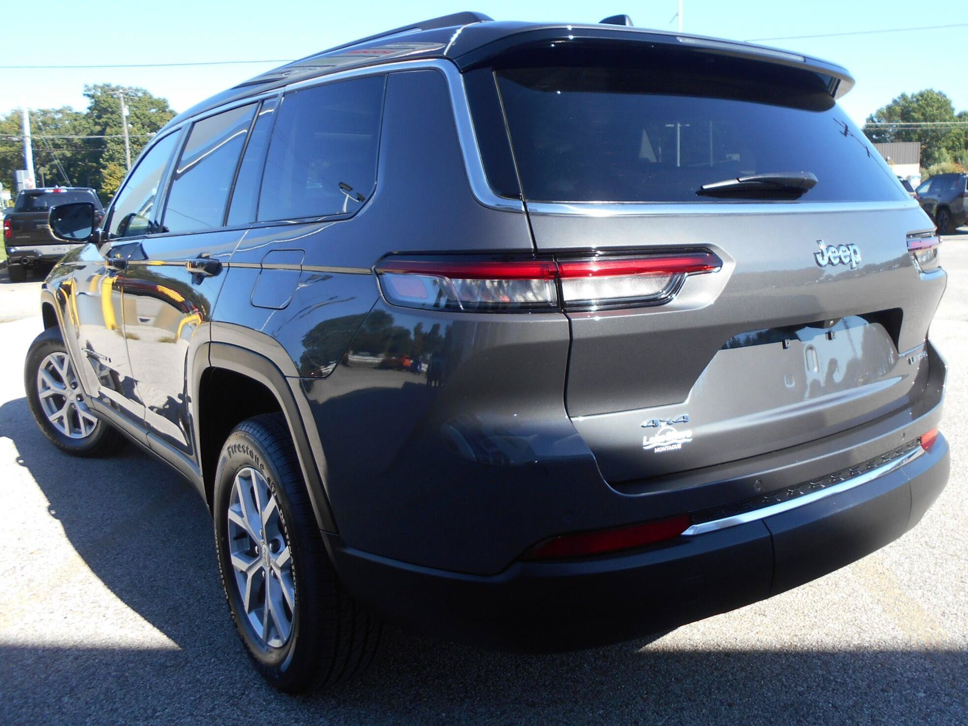 Certified 2023 Jeep Grand Cherokee L Limited AWD/4WD image 3