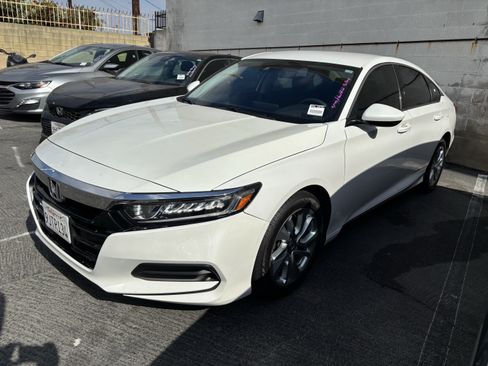 Used 2019 Honda Accord LX image 2
