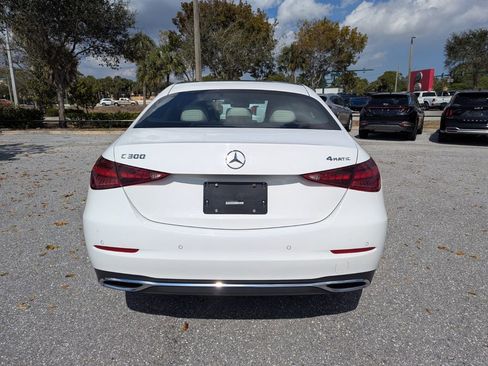 Used 2025 Mercedes-Benz C 300 4MATIC Sedan image 25