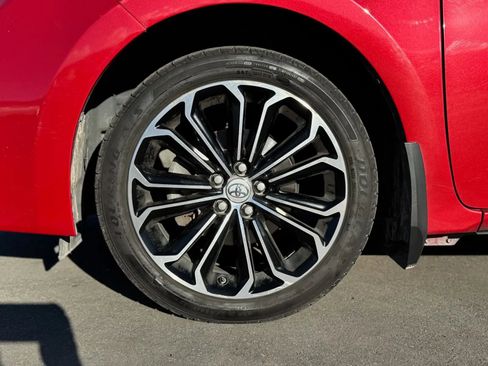 Used 2015 Toyota Corolla S image 16