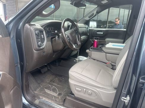 Used 2019 Chevrolet Silverado 1500 RST w/ All-Star Edition AWD/4WD image 2