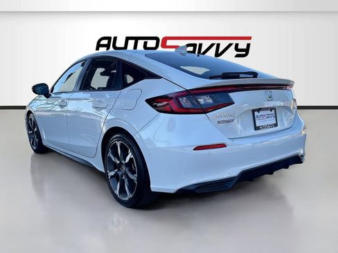 Used 2025 Honda Civic Sport Touring image 5