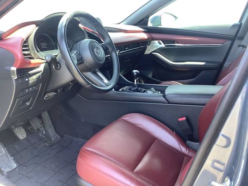 Used 2024 MAZDA MAZDA3 s FWD image 3