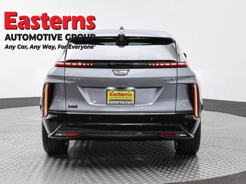 Used 2024 Cadillac Lyriq Luxury RWD image 6