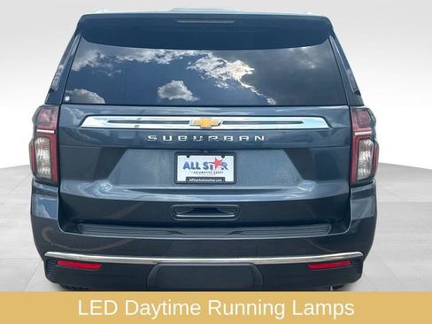 Used 2021 Chevrolet Suburban LS RWD image 9