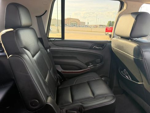 Used 2019 GMC Yukon SLT w/ Premium Edition AWD/4WD image 68