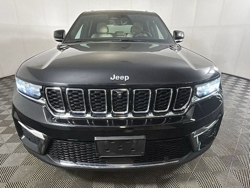 Used 2023 Jeep Grand Cherokee 4WD 4xe w/ Luxury Tech Group II image 9