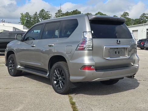 Used 2023 Lexus GX 460 Premium AWD/4WD image 3