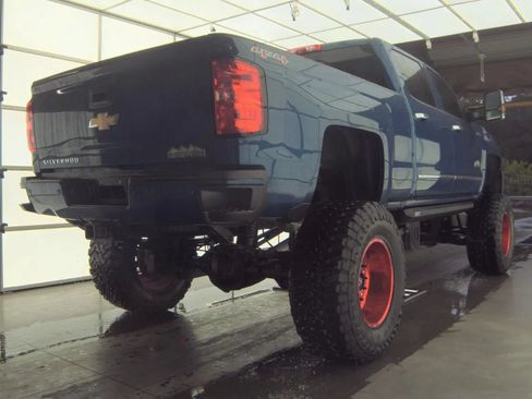 Used 2016 Chevrolet Silverado 2500 High Country w/ Duramax Plus Package AWD/4WD image 5