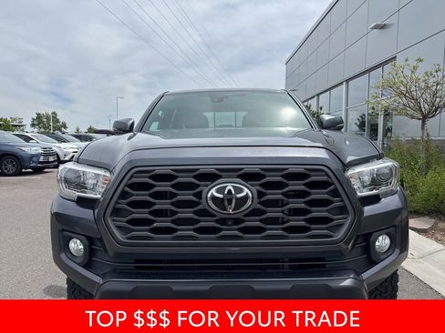 Used 2020 Toyota Tacoma TRD Off-Road w/ Advanced Technology Package AWD/4WD image 2