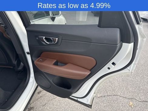 Certified 2023 Volvo XC60 B5 Plus w/ Climate Package image 7