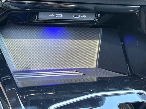 New 2025 Volkswagen GTI SE image 29