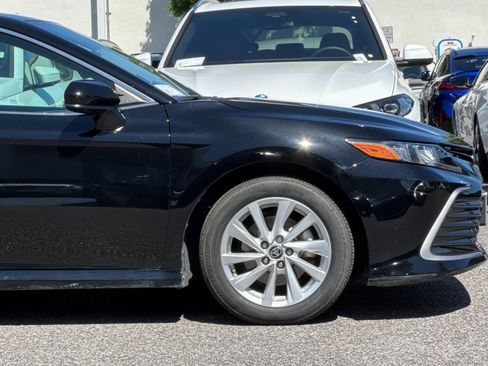 Used 2022 Toyota Camry LE FWD image 32
