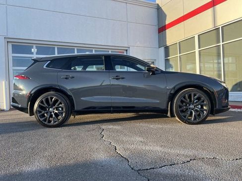 Certified 2025 Toyota Crown Signia w/ Advanced Technology Package AWD/4WD image 27