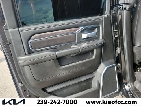Used 2025 RAM 2500 Laramie w/ Night Edition AWD/4WD image 10