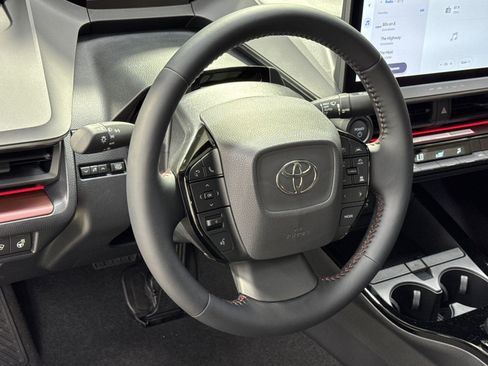 New 2026 Toyota Prius Plug-In Hybrid FWD image 24