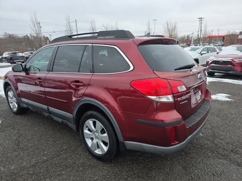 Used 2011 Subaru Outback 2.5i Limited image 5
