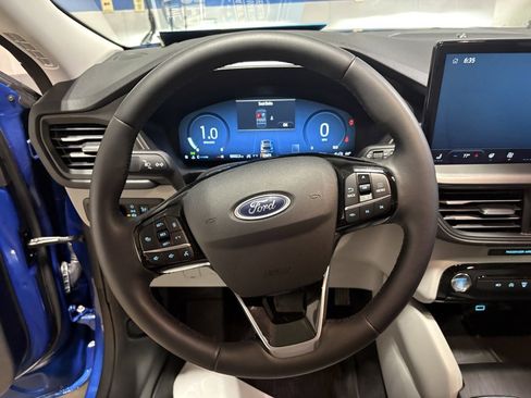 Certified 2023 Ford Escape Active w/ Tech Pack #2 image 12