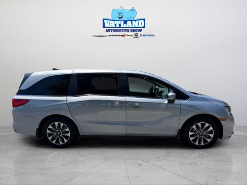 Used 2023 Honda Odyssey EX-L image 6