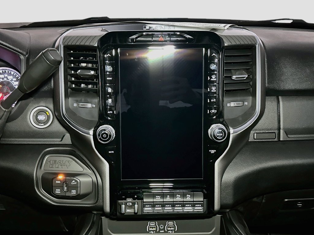 New 2026 RAM 2500 Big Horn AWD/4WD image 9