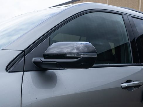 New 2026 Chevrolet Traverse LT w/ Midnight/Sport Edition image 9