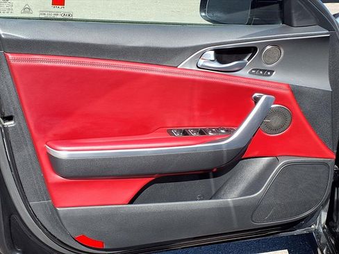 Used 2018 Kia Stinger GT2 image 31