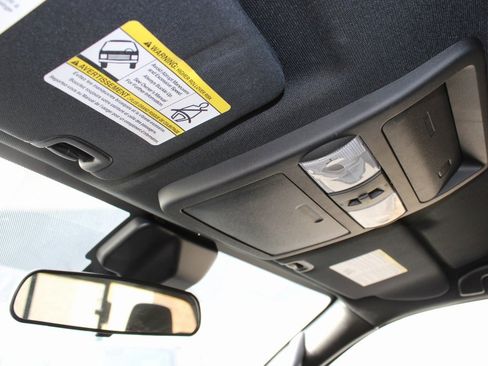 Used 2024 Nissan Frontier Pro-X image 24