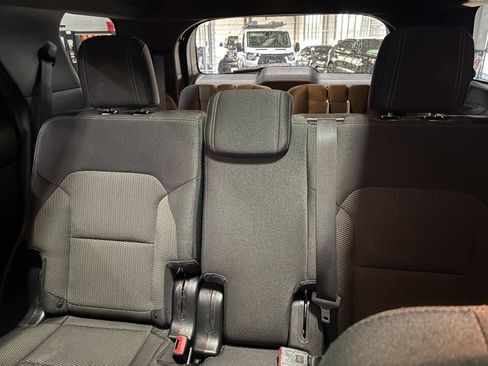 Used 2017 Ford Explorer XLT w/ Equipment Group 201A image 21