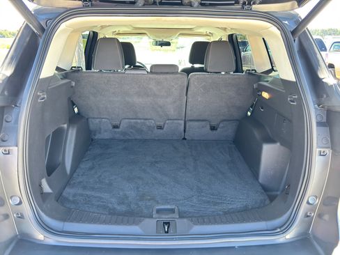 Used 2016 Ford Escape SE w/ Equipment Group 201A image 21