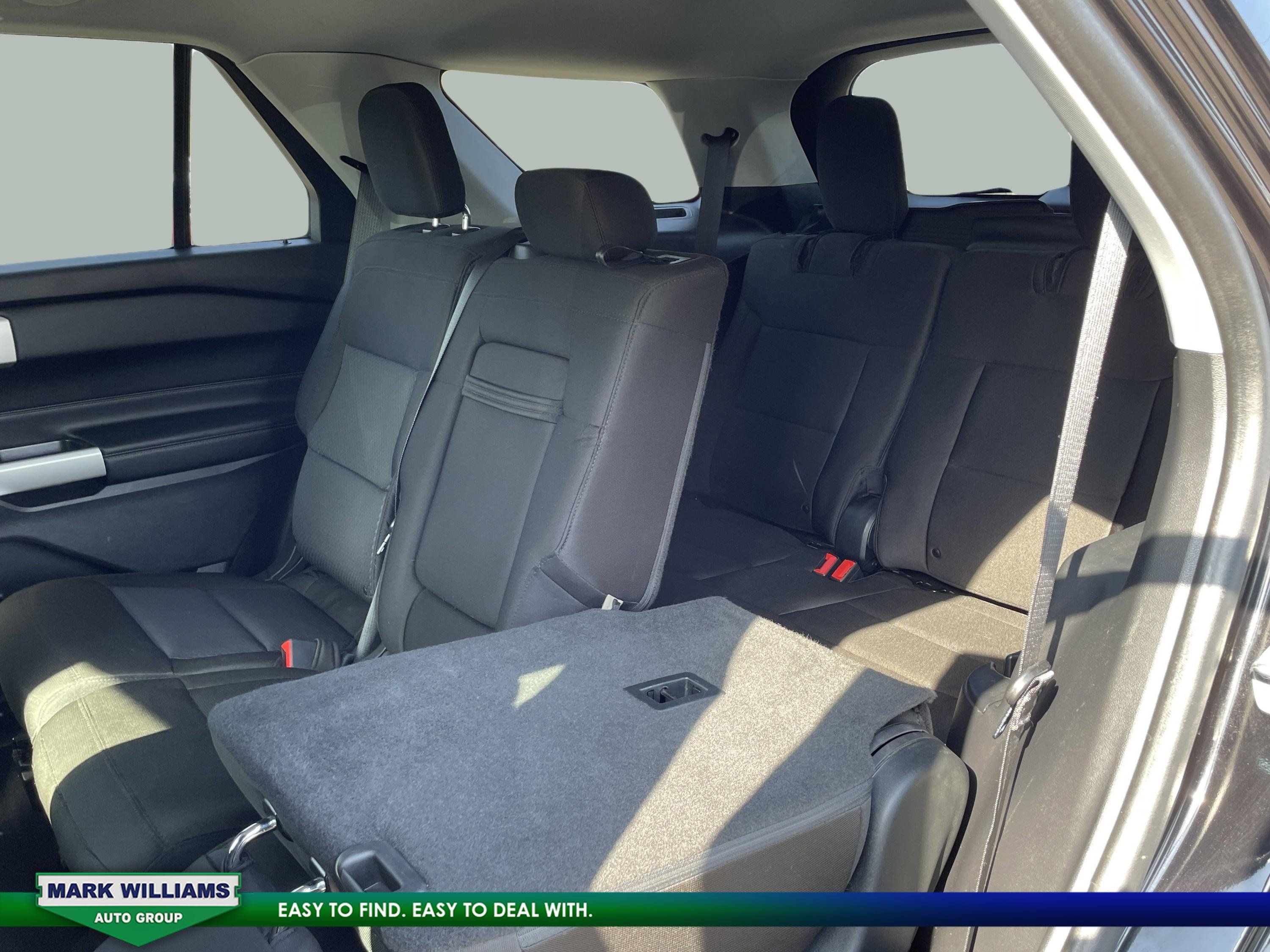 Used 2022 Ford Explorer XLT AWD/4WD image 35