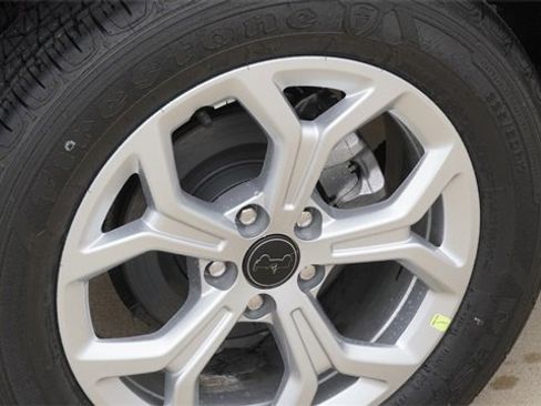 New 2026 Jeep Compass Latitude image 11