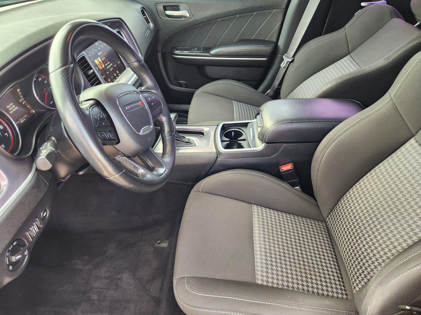 Used 2020 Dodge Charger R/T RWD image 13