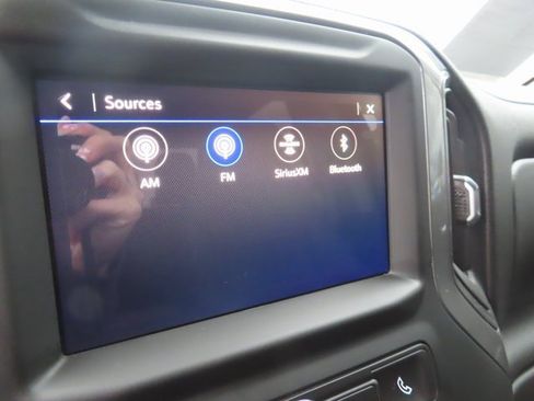 Certified 2024 Chevrolet Silverado 1500 Custom image 19