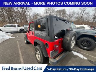 Used 1998 Jeep Wrangler Sport video 3