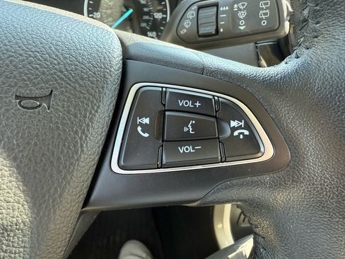 Used 2021 Ford EcoSport Titanium image 13