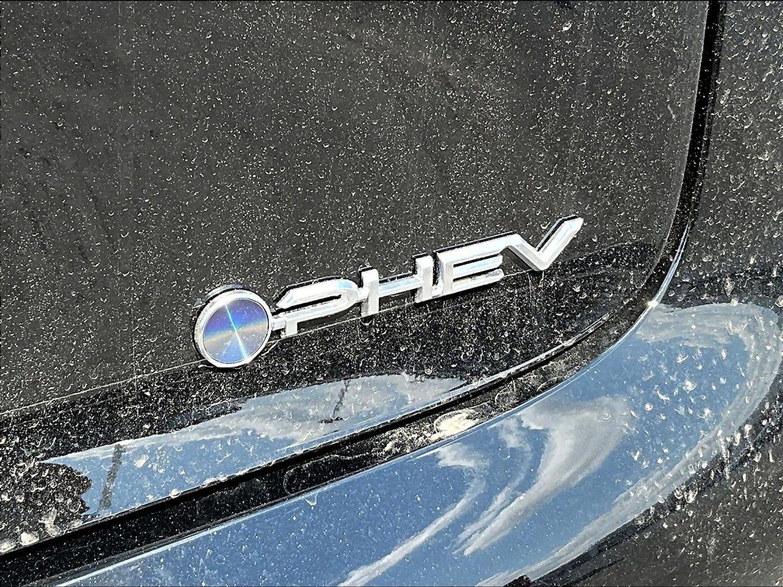 New 2027 Toyota Prius Plug-In Hybrid w/ Limited Premium Package FWD image 14