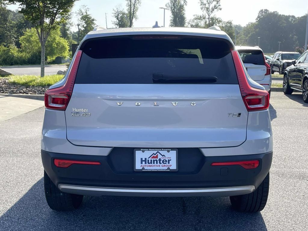 Used 2022 Volvo XC40 T5 Inscription w/ Climate Package AWD/4WD image 27