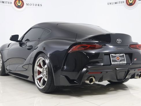 Used 2023 Toyota Supra Premium image 4