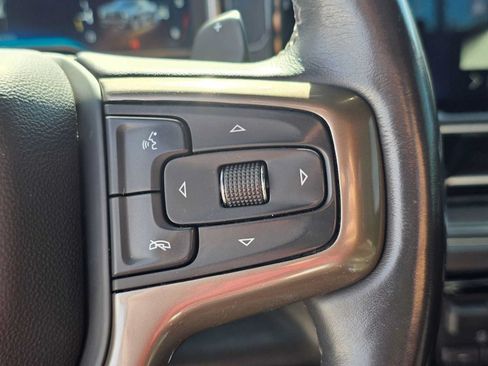 Used 2023 Chevrolet Silverado 1500 High Country w/ Technology Package AWD/4WD image 29
