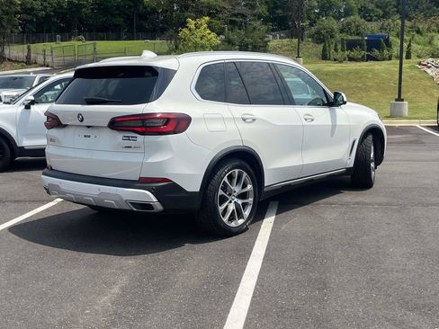 Used 2021 BMW X5 xDrive40i w/ Convenience Package AWD/4WD image 3