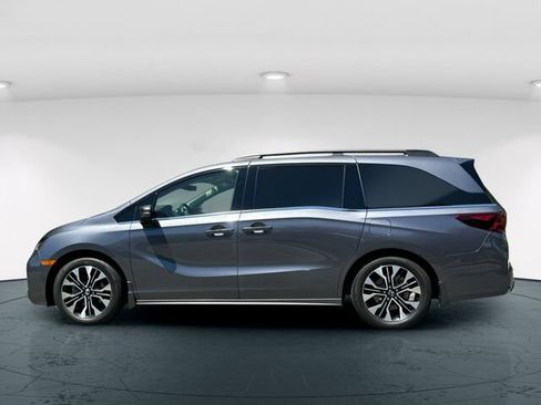 Used 2025 Honda Odyssey Elite image 4
