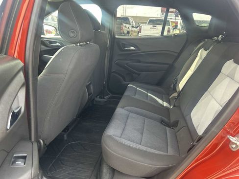 Used 2024 Chevrolet Trax RS w/ Driver Confidence Package FWD image 23