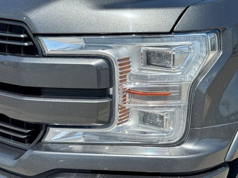 Used 2020 Ford F150 Lariat w/ Equipment Group 502A Luxury AWD/4WD image 13
