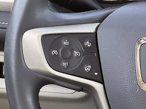 Used 2023 GMC Acadia Denali w/ Denali Ultimate Package image 13